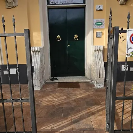 Casa Degli Artisti 1 Apartment *