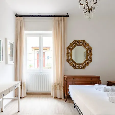 Daire Casa Degli Artisti 1 *