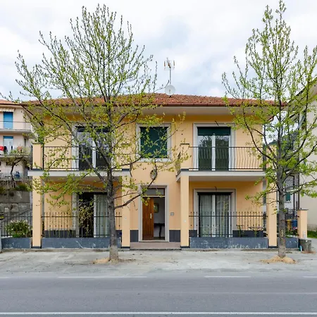 Casa Degli Artisti 1 Casarza Ligure