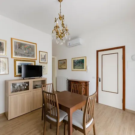 Casa Degli Artisti 1 公寓