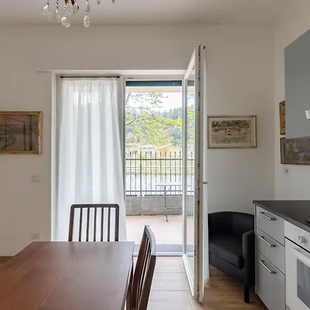 Casa Degli Artisti 1 *